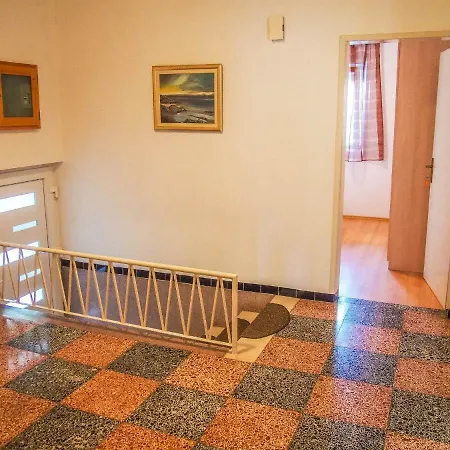 Kate Apartment